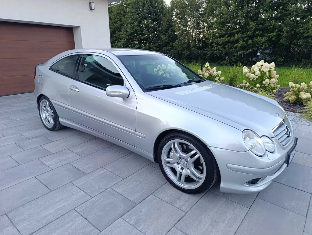Zdjęcie: 2004 Mercedes-Benz C Klasa