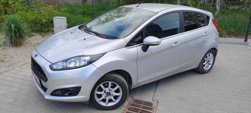 Zdjęcie: 2015 Ford Fiesta