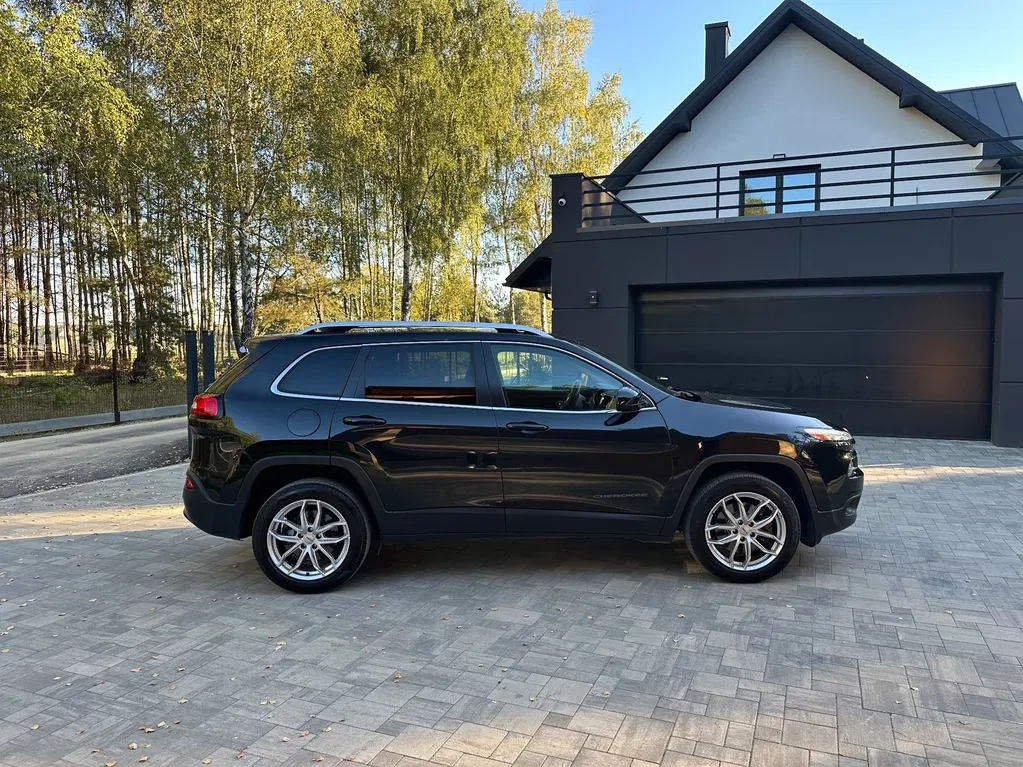 Zdjęcie: 2016 Jeep Cherokee