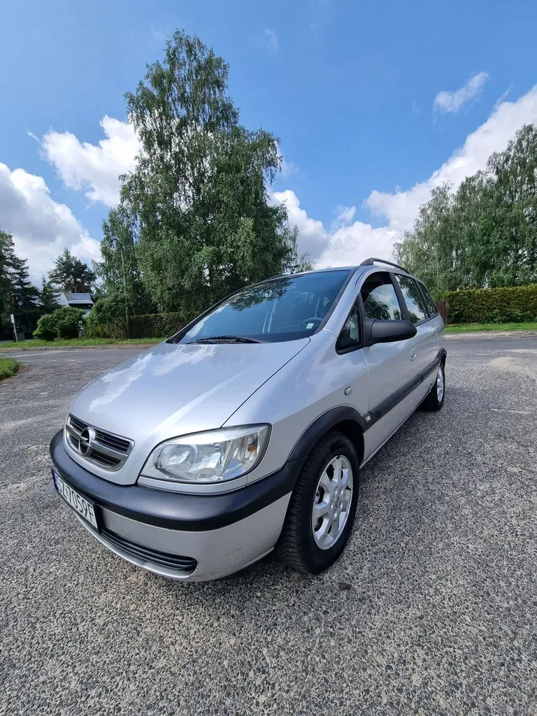Zdjęcie: 2004 Opel Zafira
