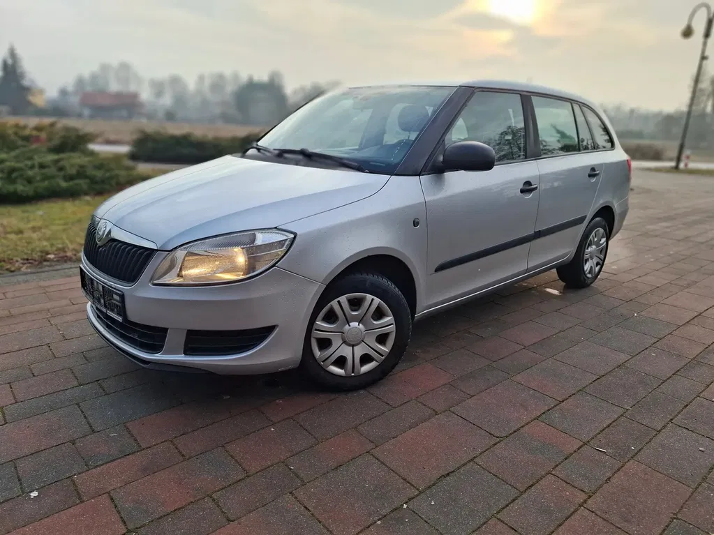 Zdjęcie: 2011 Skoda Fabia
