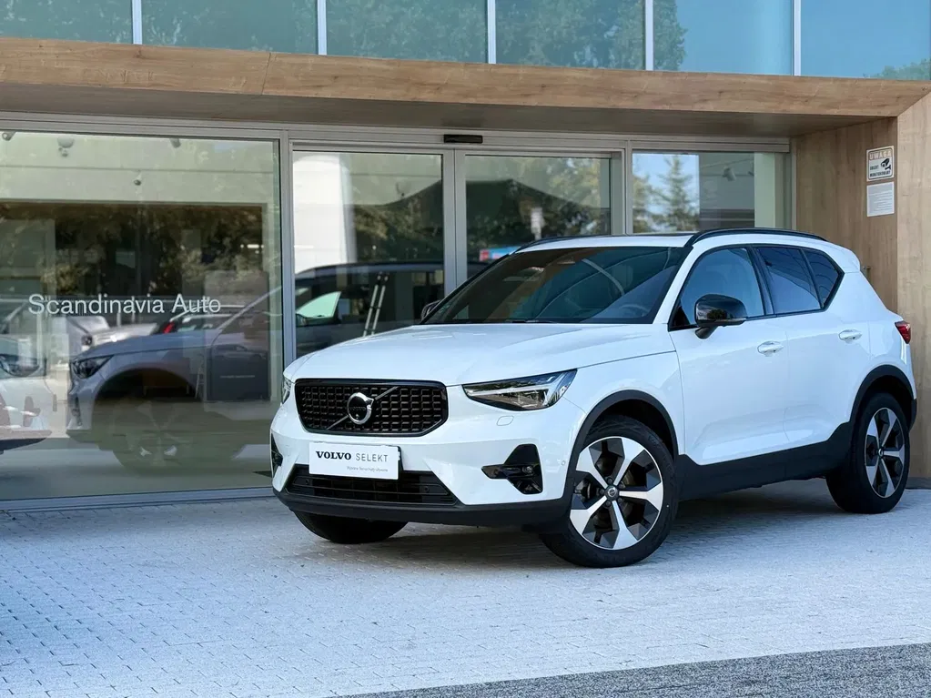 Zdjęcie: 2025 Volvo XC 40