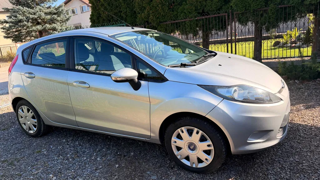 Zdjęcie: 2010 Ford Fiesta