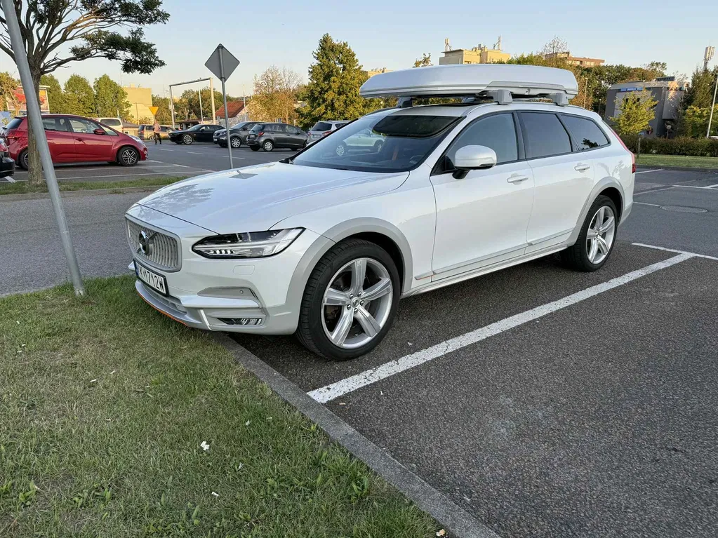 Zdjęcie: 2018 Volvo V90 Cross Country