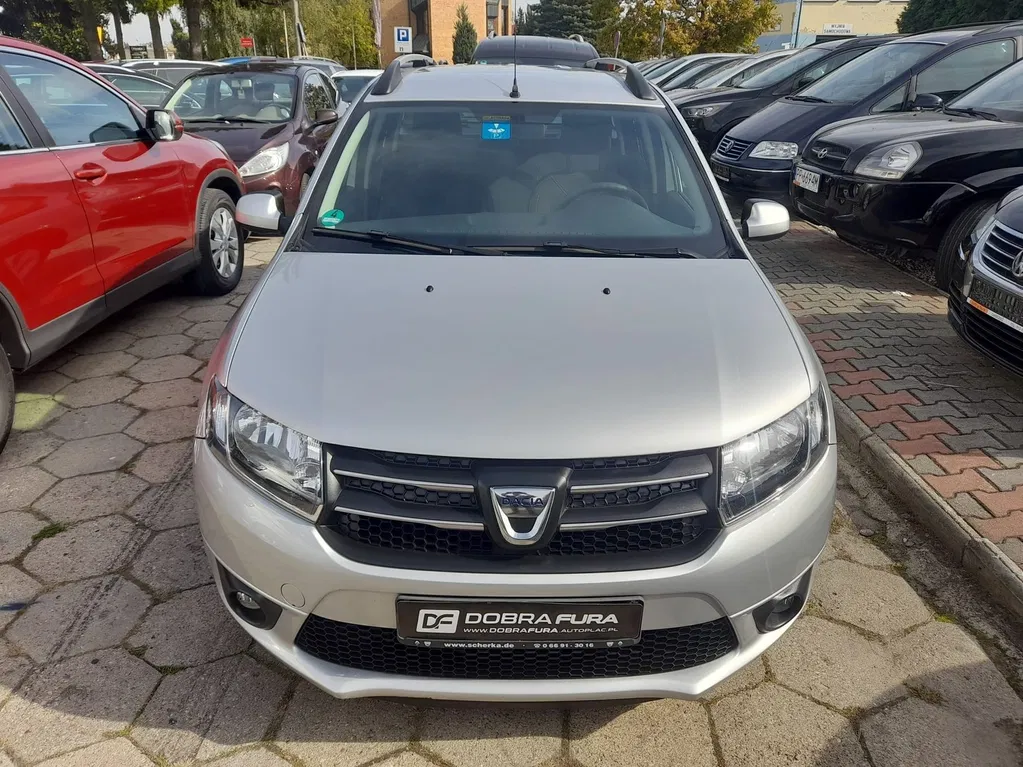 Zdjęcie: 2016 Dacia Logan