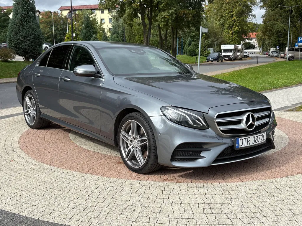 Zdjęcie: 2016 Mercedes-Benz E Klasa