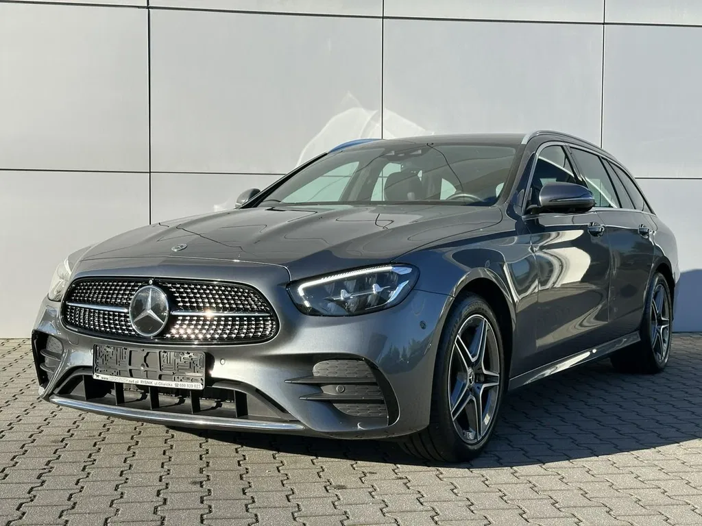 Zdjęcie: 2022 Mercedes-Benz E Klasa