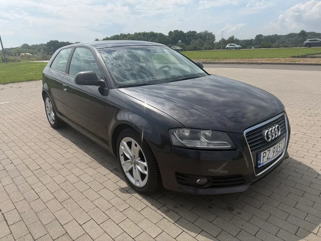 Zdjęcie: 2010 Audi A3 3-drzwiowe