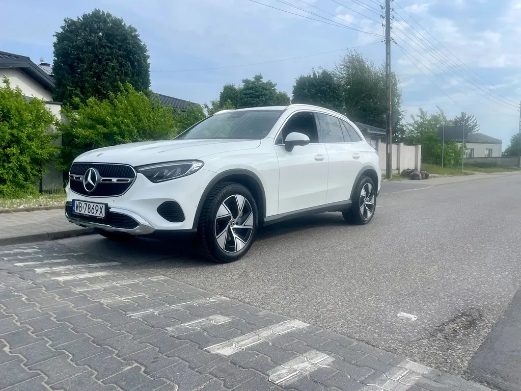 Zdjęcie: 2023 Mercedes-Benz GLC