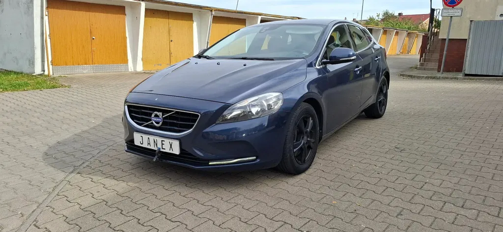 Zdjęcie: 2014 Volvo V40