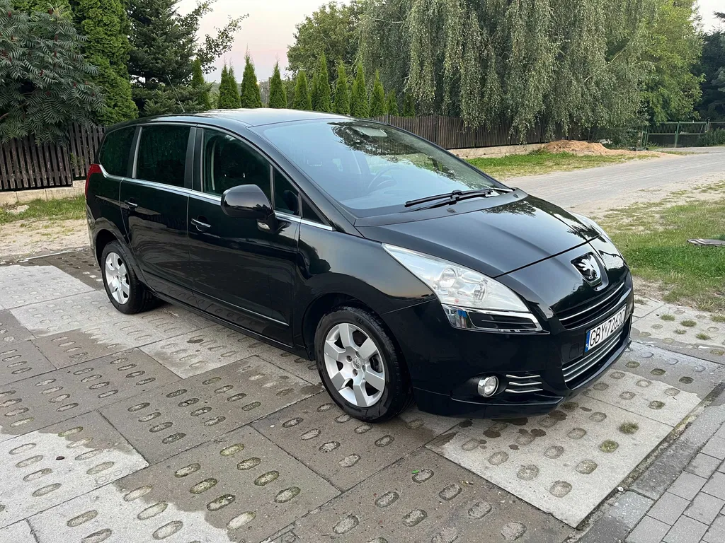 Zdjęcie: 2011 Peugeot 5008