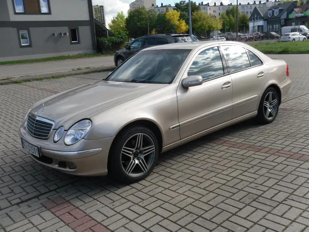 Zdjęcie: 2002 Mercedes-Benz W111