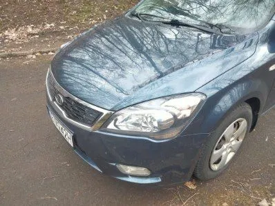 Zdjęcie: 2010 Kia Cee'd