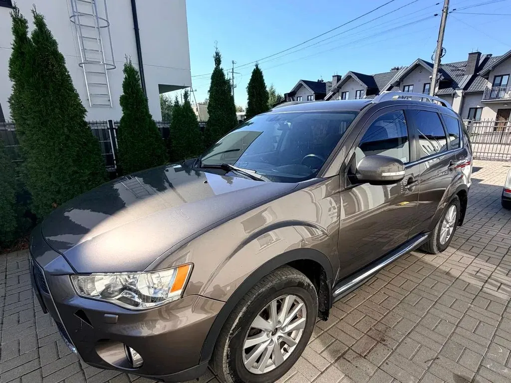 Zdjęcie: 2009 Mitsubishi Outlander