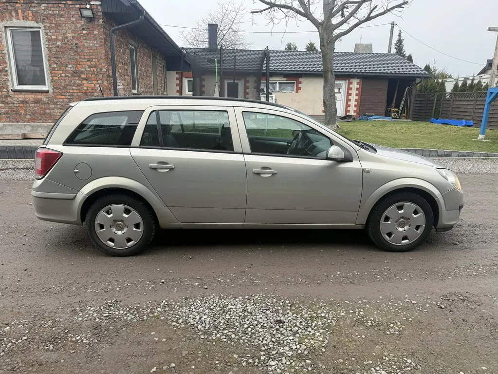 Zdjęcie: 2006 Opel Astra