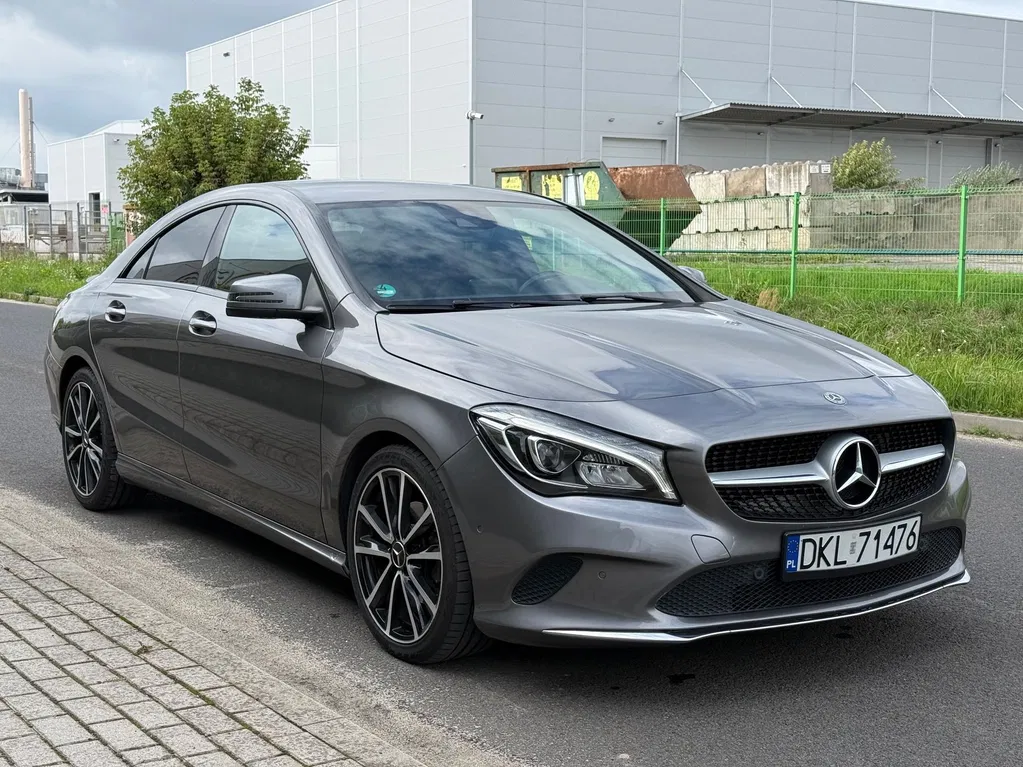 Zdjęcie: 2017 Mercedes-Benz CLA