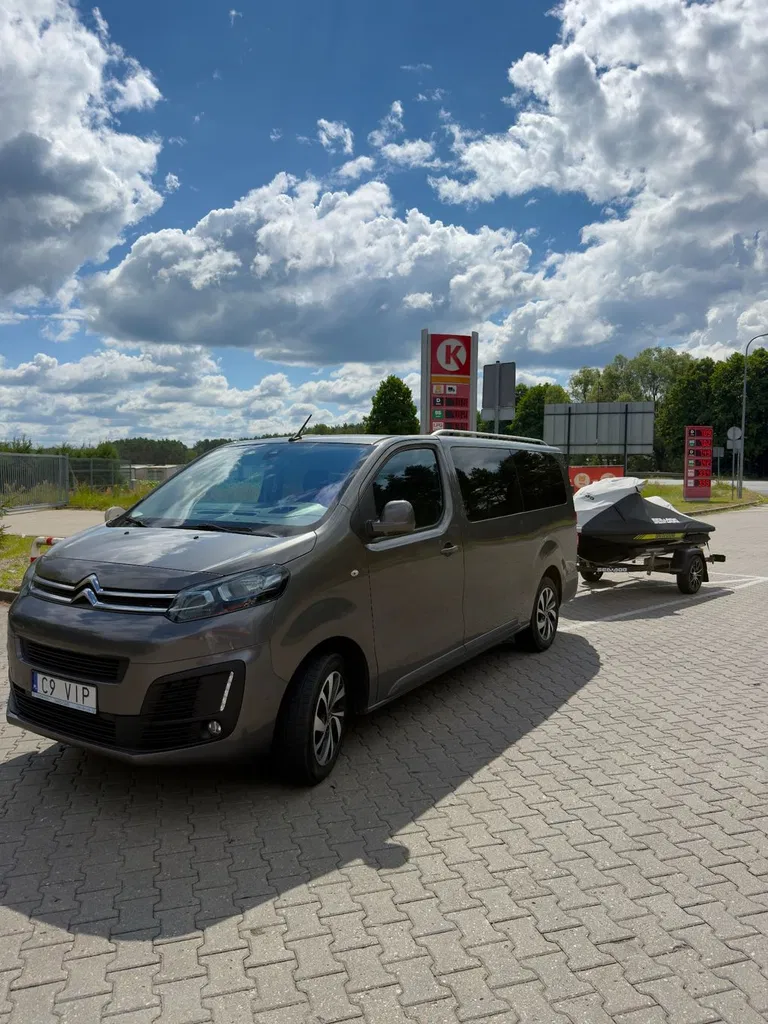 Zdjęcie: 2018 Citroen Jumpy Combi
