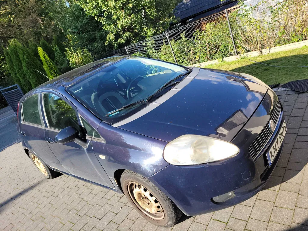 Zdjęcie: 2009 Fiat Grande Punto