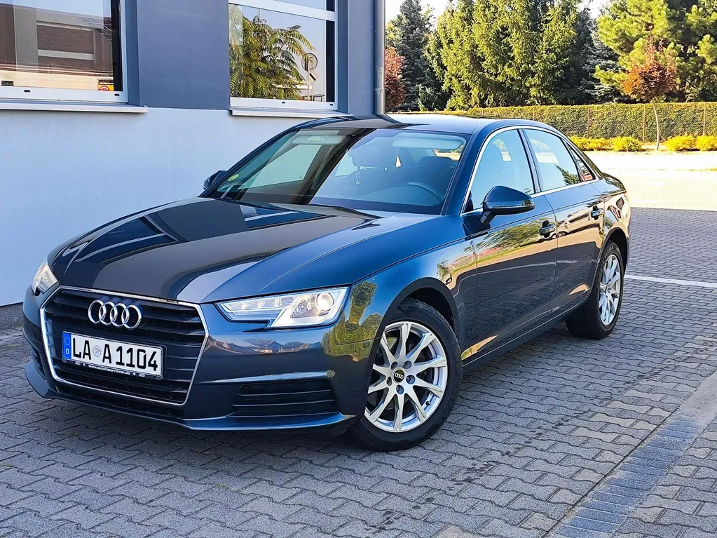 Zdjęcie: 2017 Audi A4Limousine