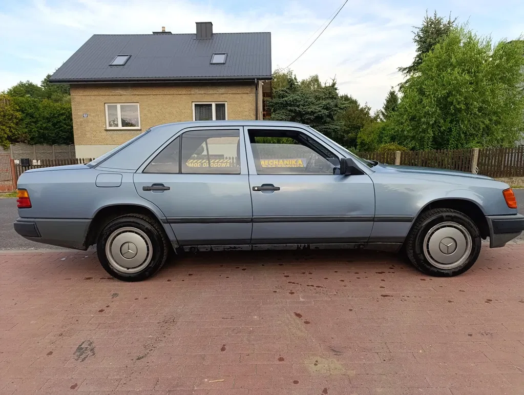 Zdjęcie: 1998 Mercedes-Benz W124
