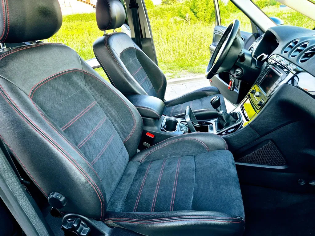 Zdjęcie: 2012 Ford S-Max