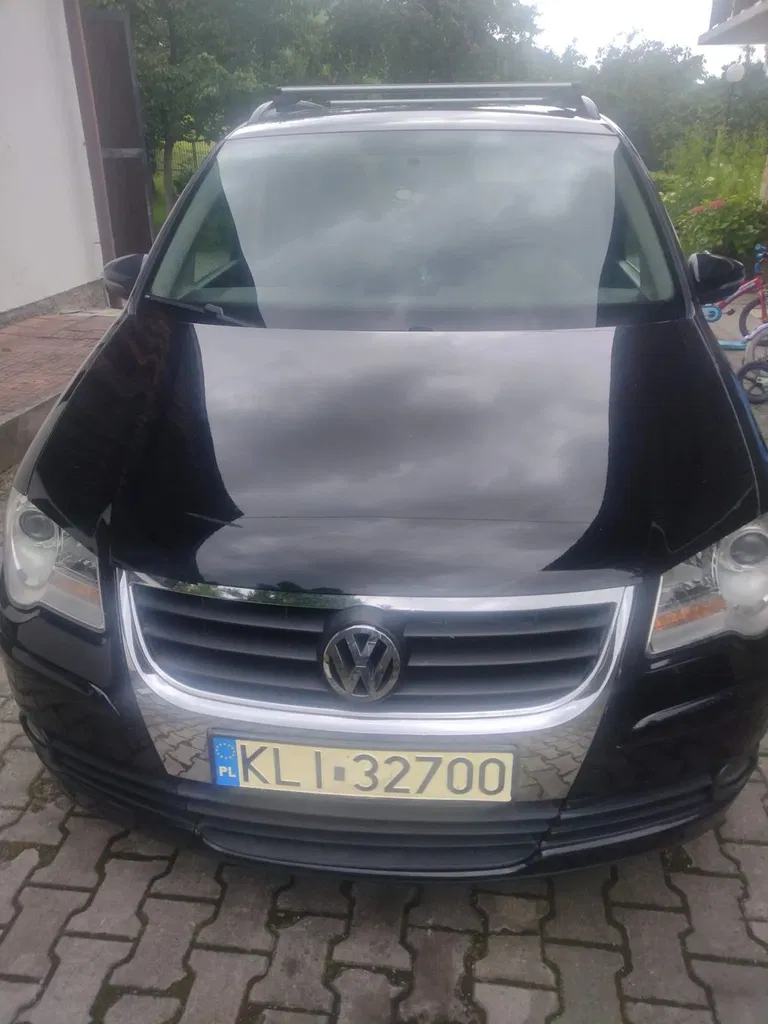 Zdjęcie: 2010 Volkswagen Touran