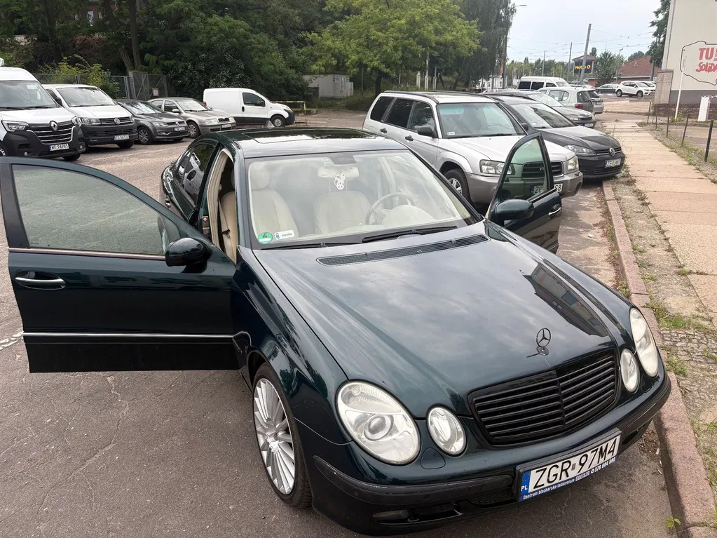 Zdjęcie: 2005 Mercedes-Benz E Klasa