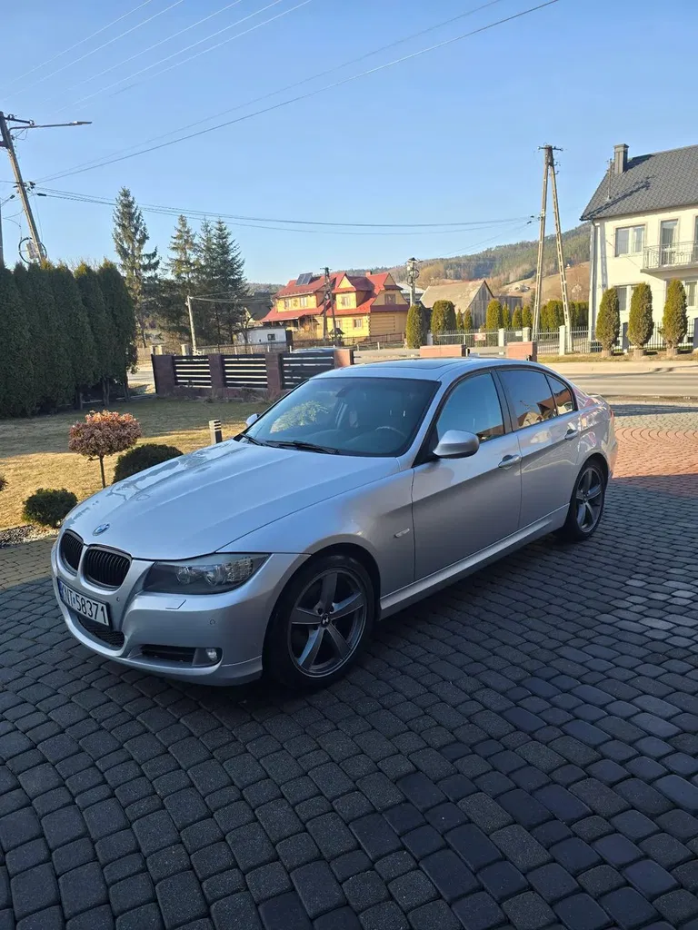 Zdjęcie: 2010 BMW Seria 3
