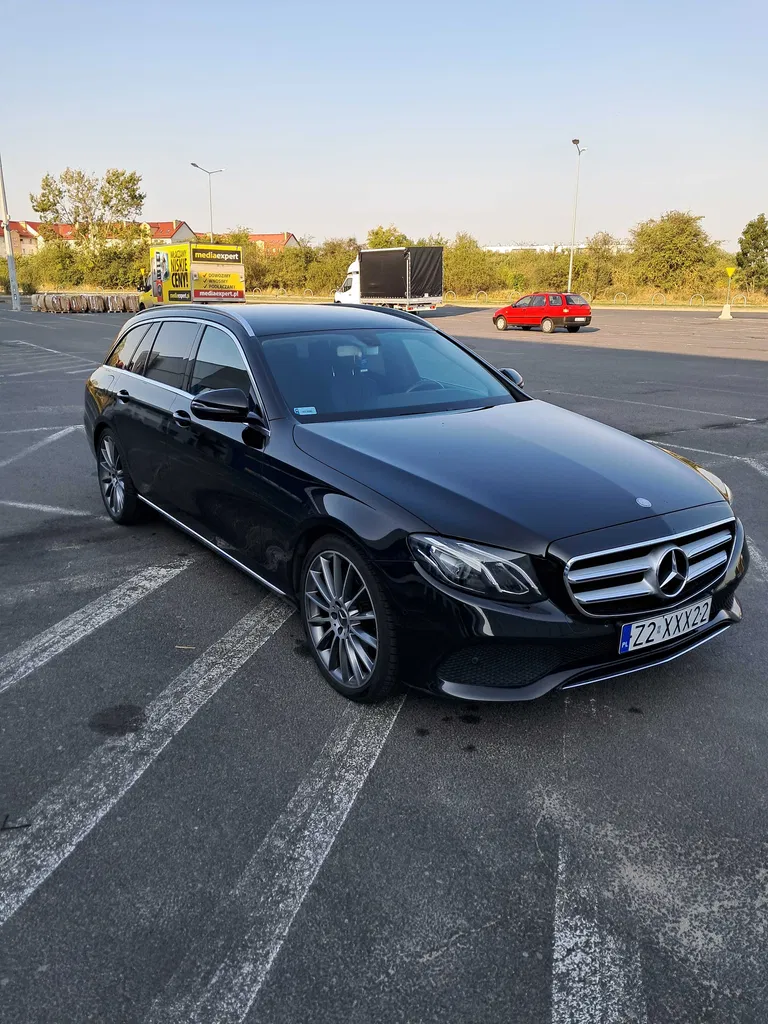 Zdjęcie: 2016 Mercedes-Benz E Klasa