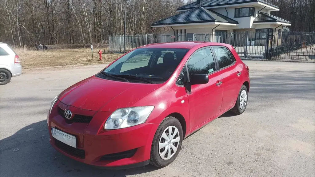 Zdjęcie: 2009 Toyota Auris
