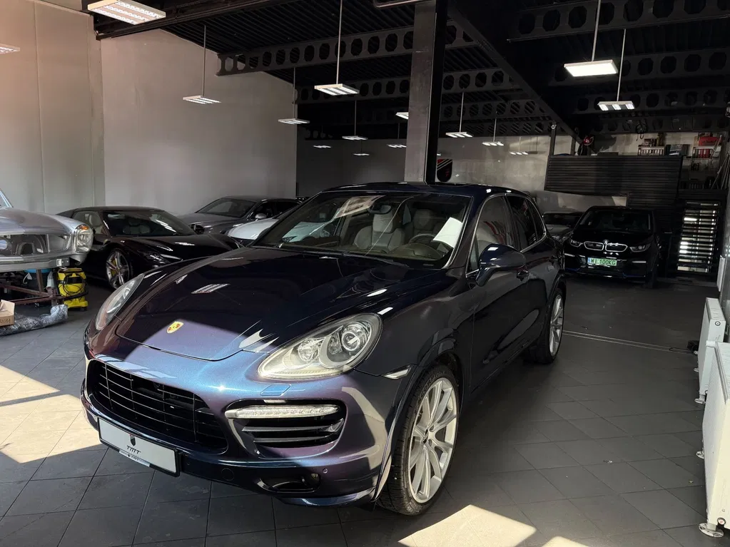 Zdjęcie: 2011 Porsche Cayenne