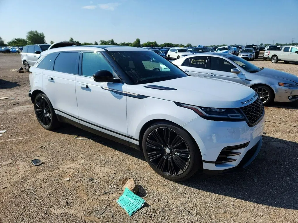 Zdjęcie: 2021 Land Rover Range Rover Velar