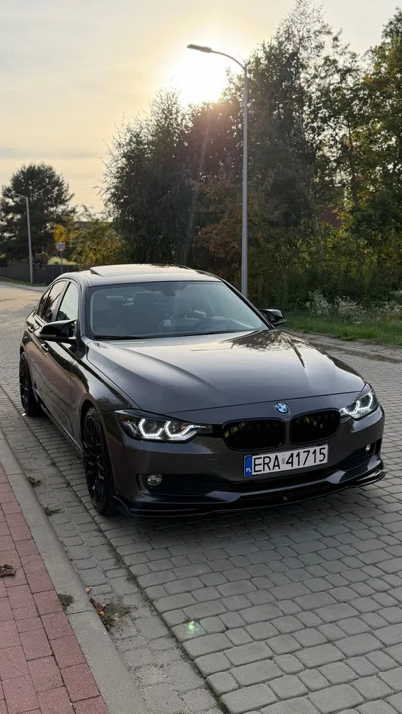 Zdjęcie: 2012 BMW Seria 3