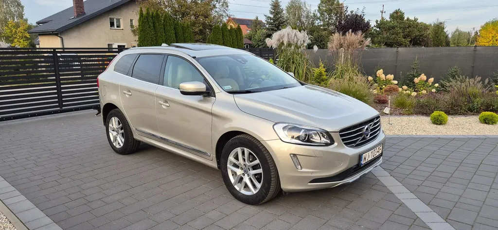 Zdjęcie: 2016 Volvo XC 60