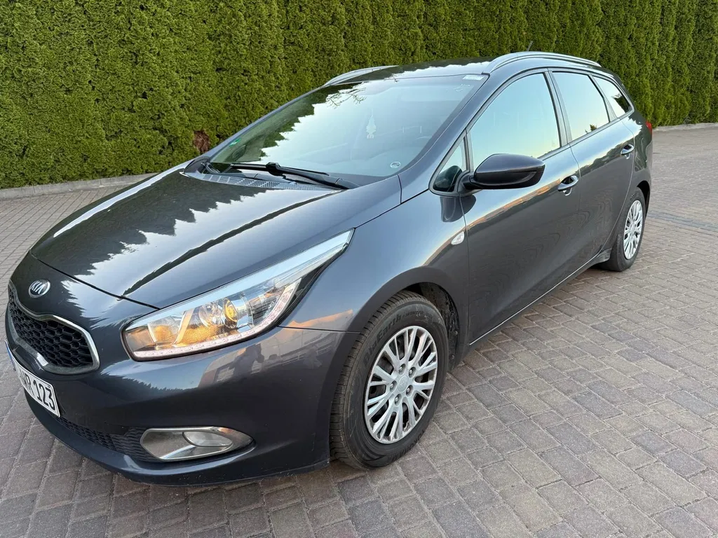 Zdjęcie: 2013 Kia Cee'd