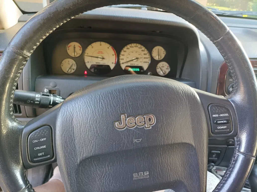 Zdjęcie: 2004 Jeep Grand Cherokee