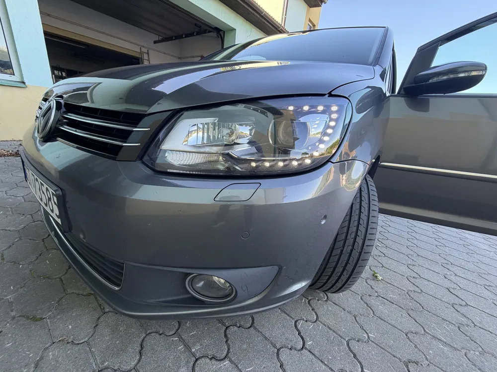 Zdjęcie: 2015 Volkswagen Touran