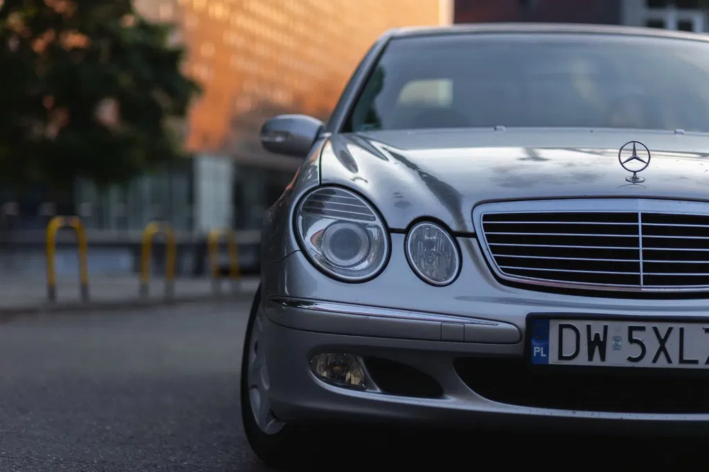Zdjęcie: 2004 Mercedes-Benz E Klasa