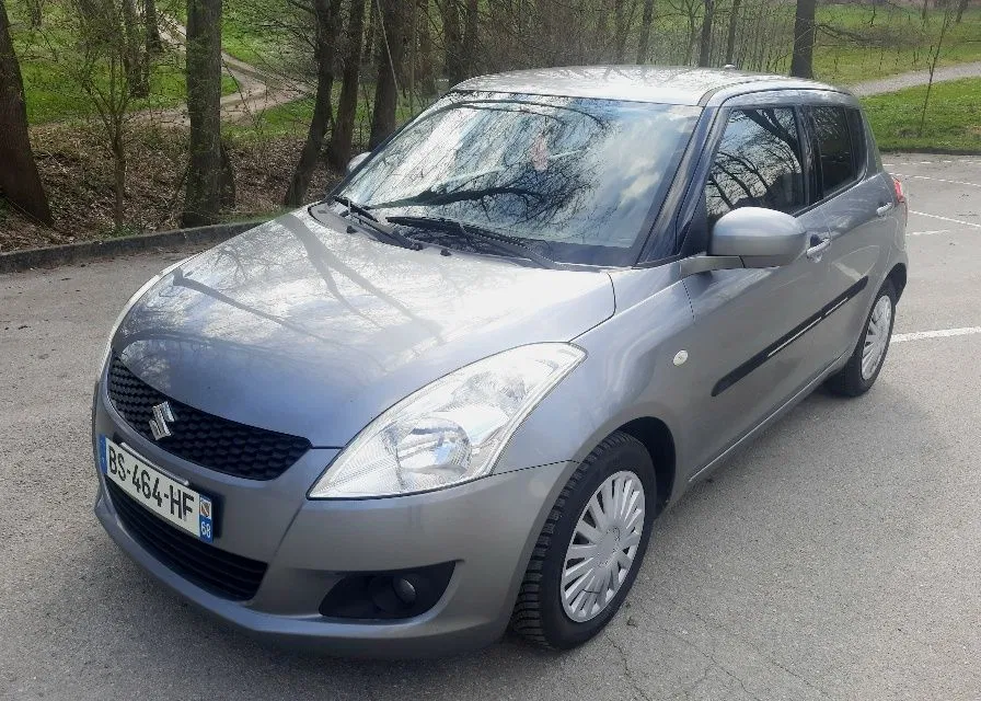 Zdjęcie: 2011 Suzuki Swift