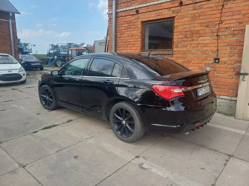Zdjęcie: 2013 Chrysler 200