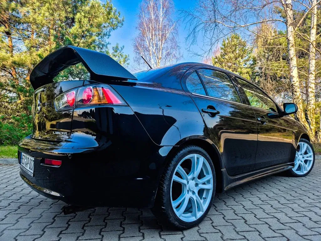 Zdjęcie: 2011 Mitsubishi Lancer