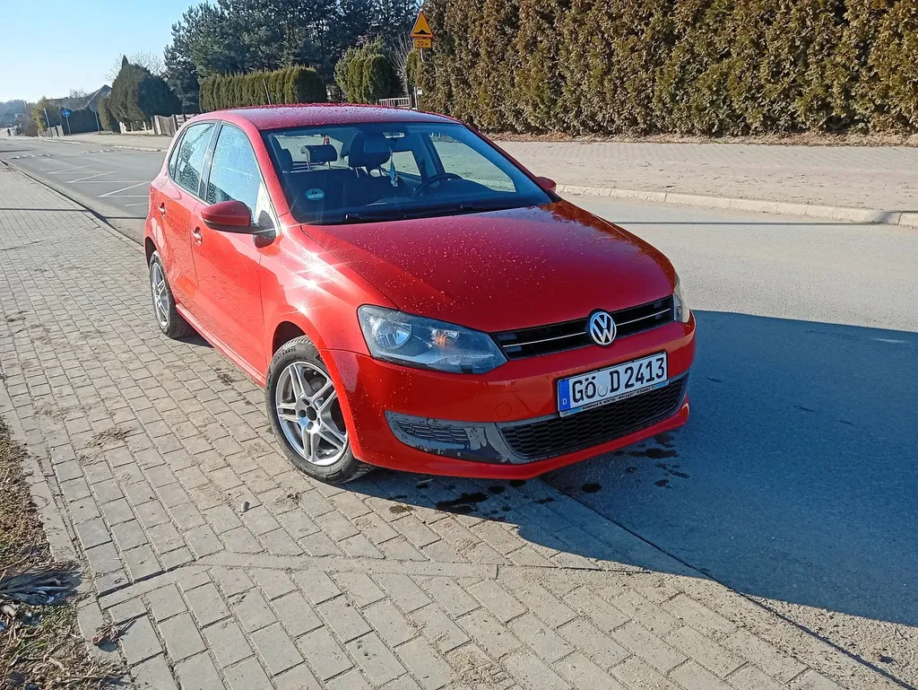 Zdjęcie: 2010 Volkswagen Polo