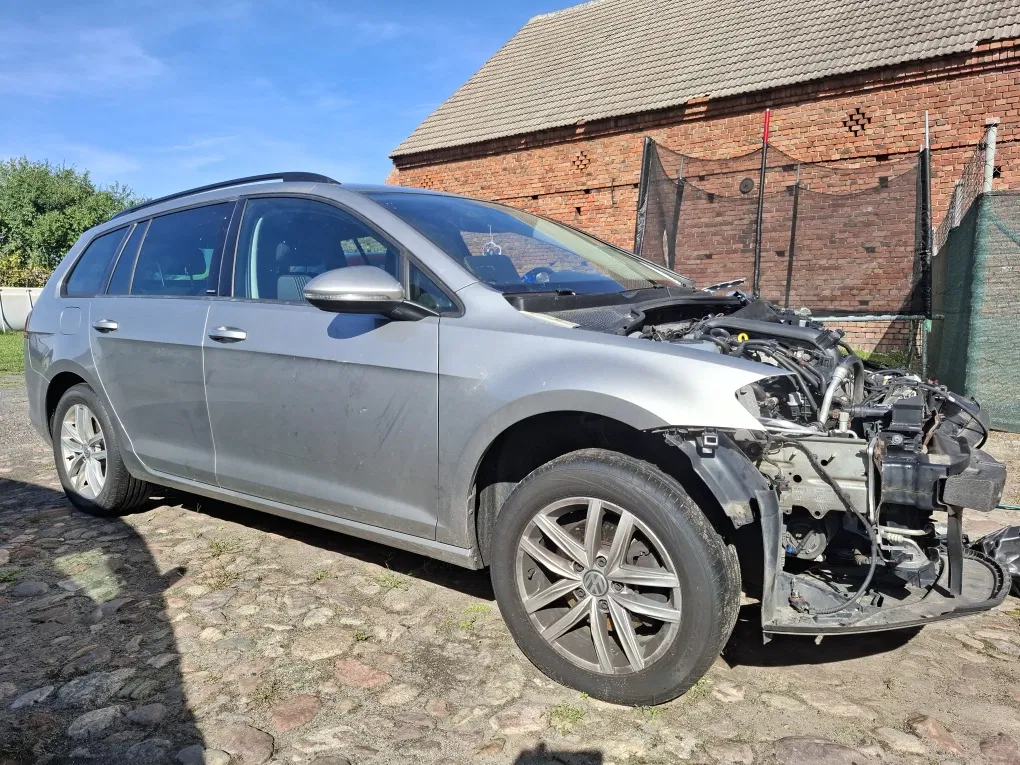 Zdjęcie: 2016 Volkswagen Golf