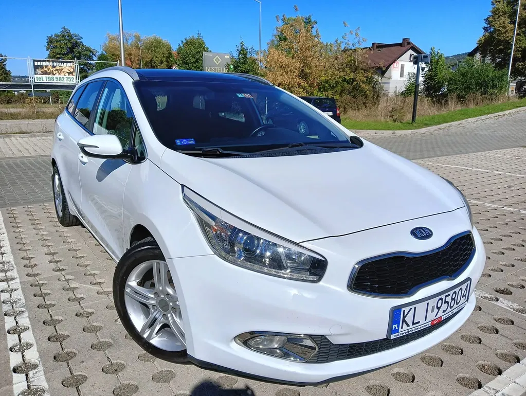 Zdjęcie: 2012 Kia Cee'd