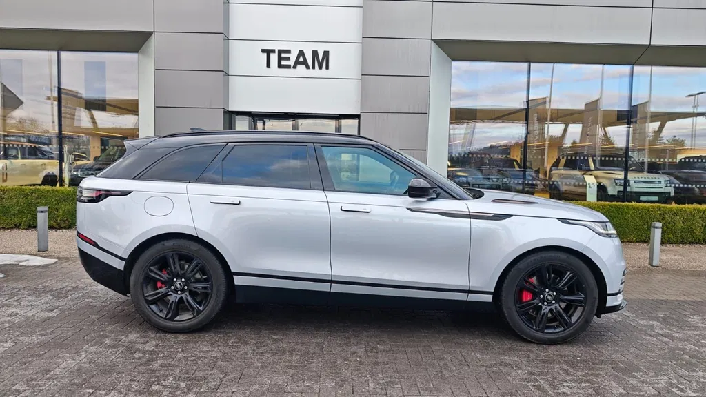 Zdjęcie: 2023 Land Rover Range Rover Velar