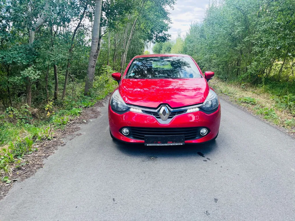 Zdjęcie: 2012 Renault Clio