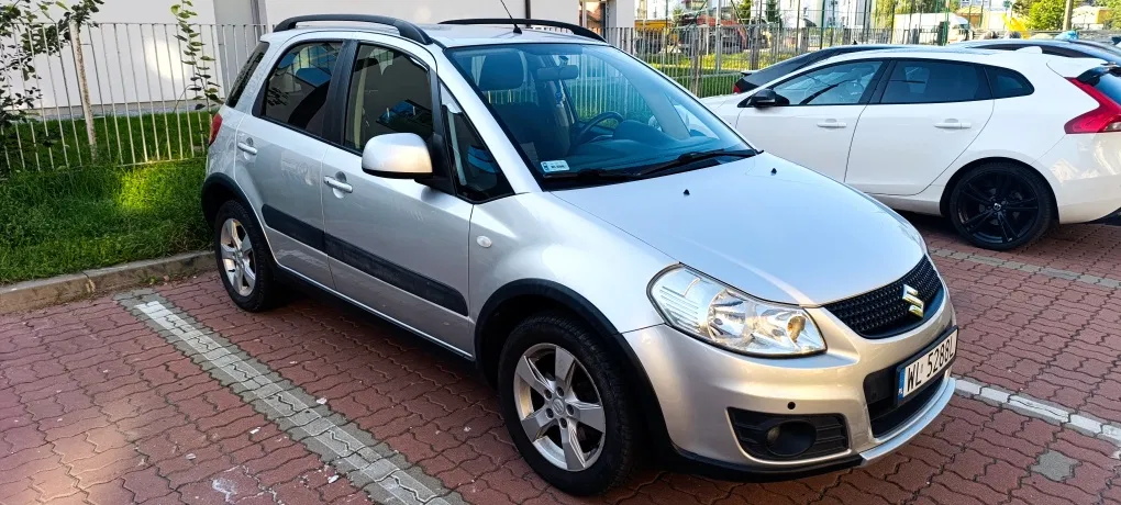 Zdjęcie: 2011 Suzuki SX4