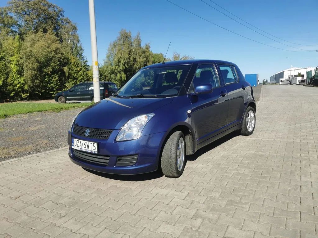 Zdjęcie: 2009 Suzuki Swift
