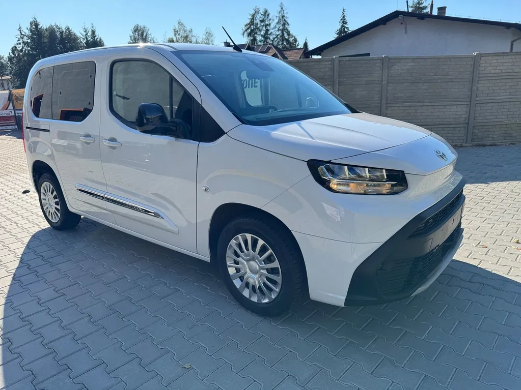 Zdjęcie: 2025 Toyota Proace City Verso