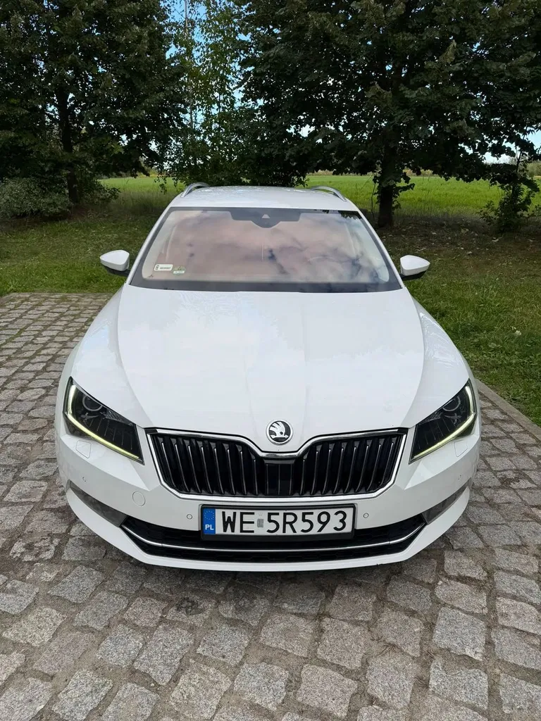 Zdjęcie: 2016 Skoda Superb